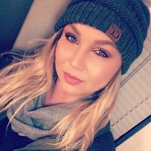 Meet your Posher, Sabrina